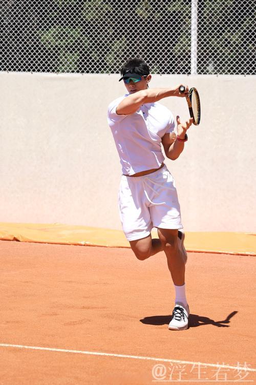 红土场地对青少年网球运动员成长的积极影响——刘壮解析