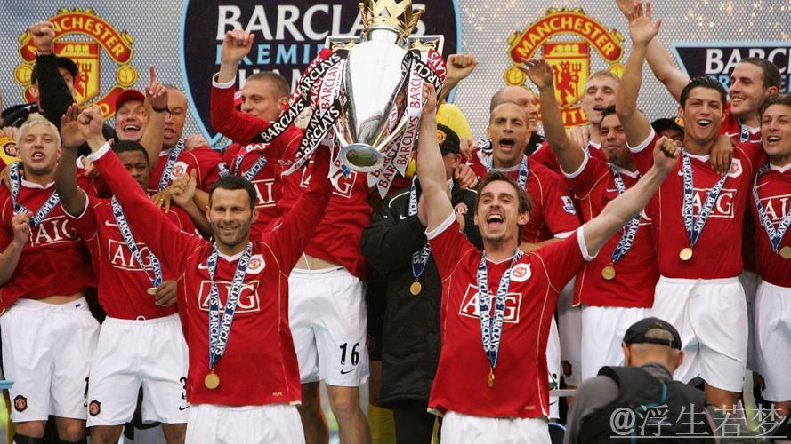 英超传奇罗比-萨维奇执教首秀，率队勇夺英格兰第七级联赛冠军成功升级