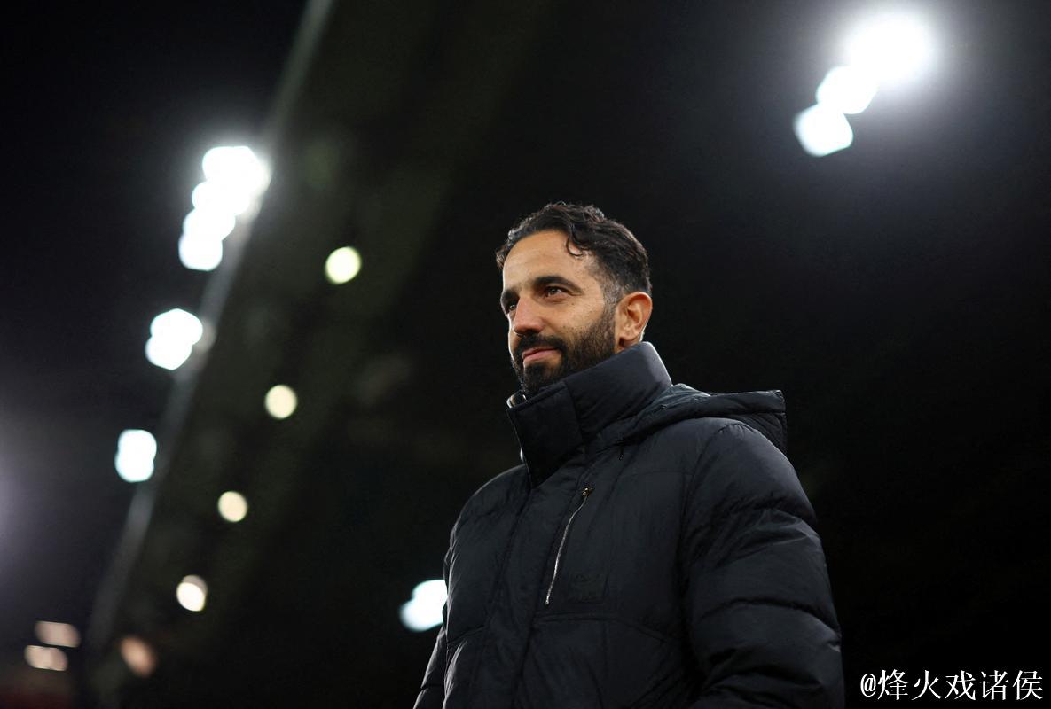 英超曼联足球俱乐部解雇主教练阿莫林 英超曼联足球俱乐部解雇主教练阿莫林