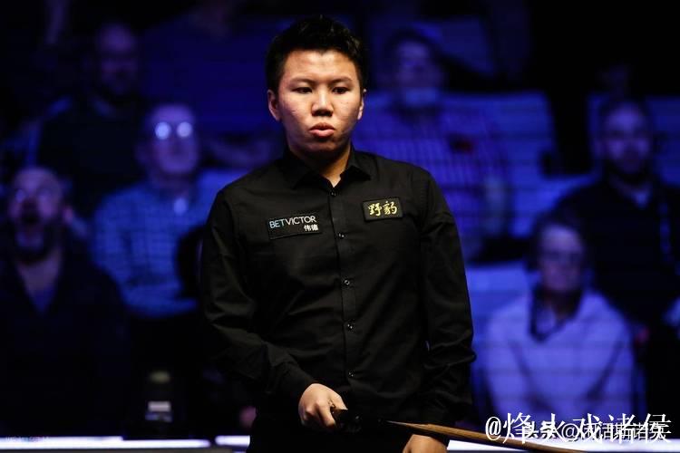 吕昊天、周跃龙通关决胜轮晋级斯诺克英锦赛正赛